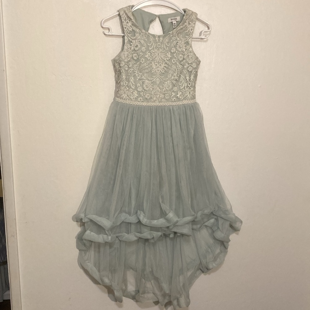 Speechless Kids size 16 formal dress w/ sparky floral bodice & full hilo skirt